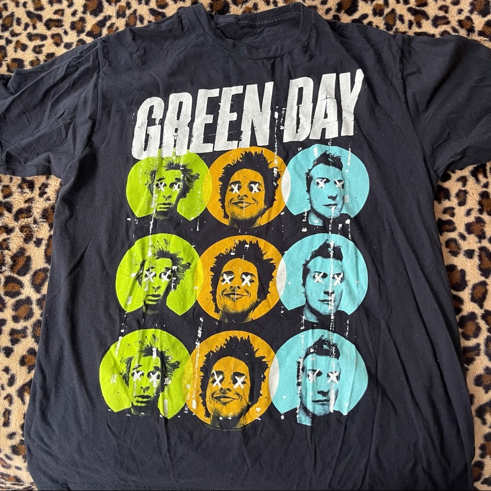 Green Day Uno, Dos, Tre Band Shirt